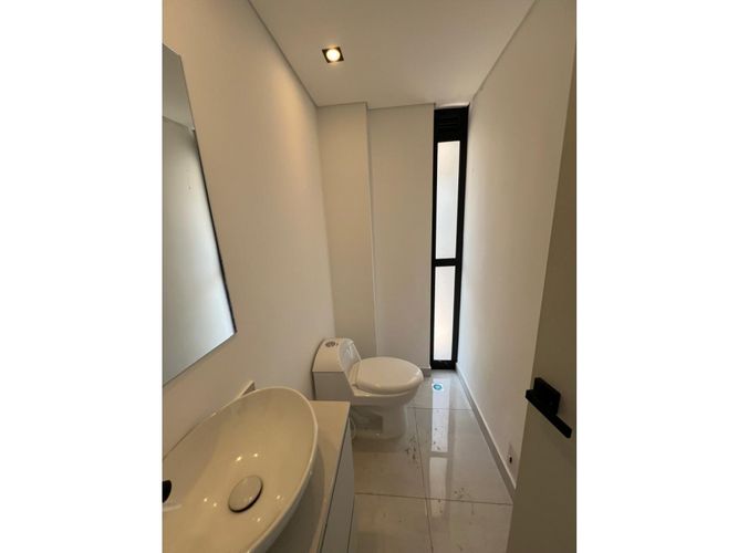 Casa de 3 alcobas en venta en Ciudad 2000, Cali, 239 m² · foto 17 de 22