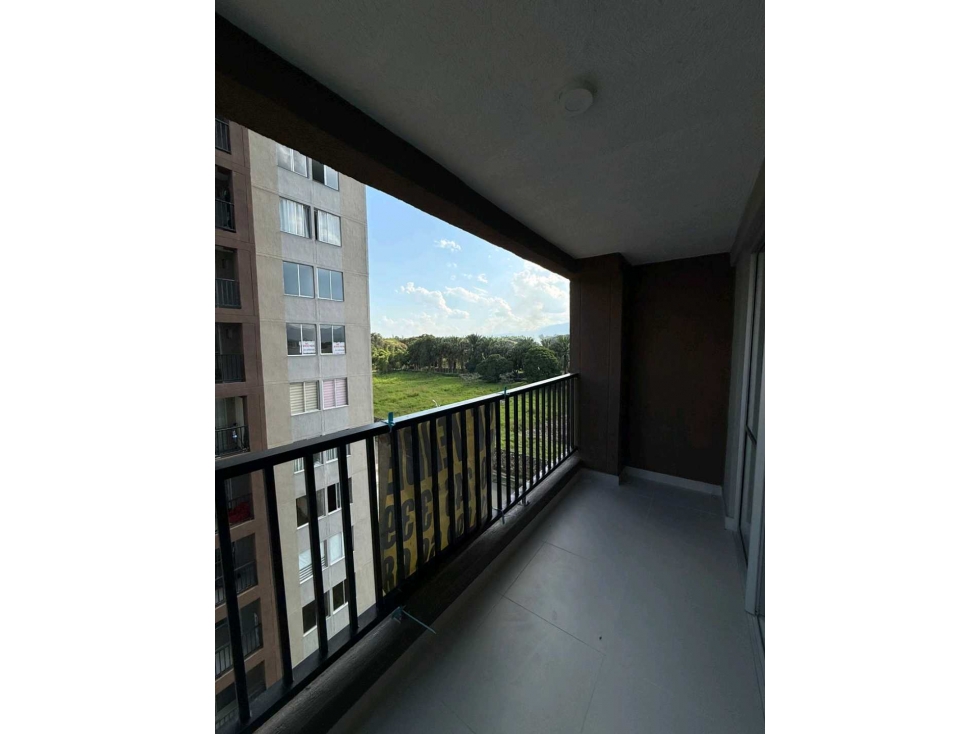 Apartamento en venta en Ciudad Pacífica, Cali · foto 3 de 12