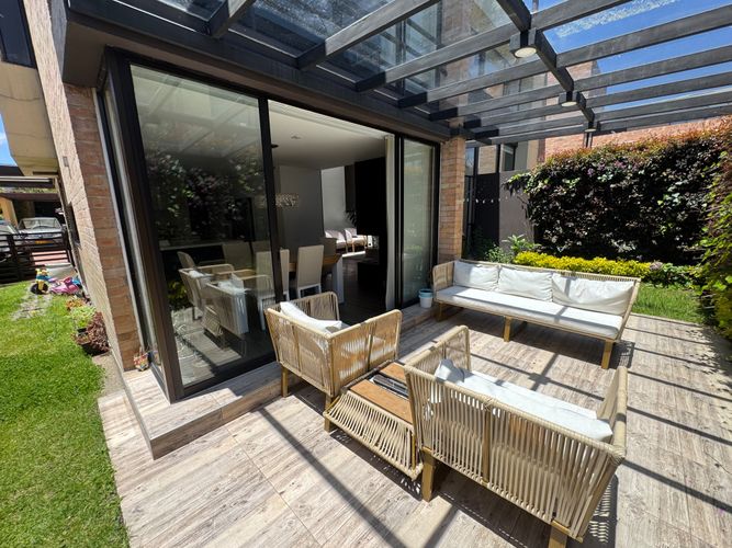 Casa de 4 alcobas en venta en Casa Blanca, Bogotá, 225 m² · foto 11 de 24