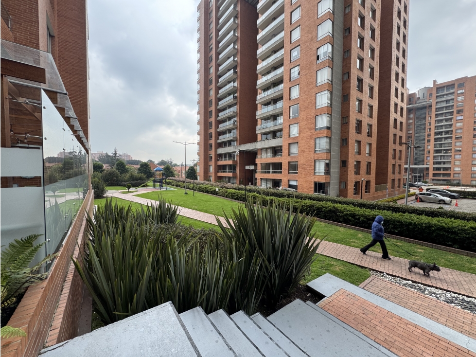 Apartamento en venta en Colina Campestre, Bogotá · foto 2 de 24