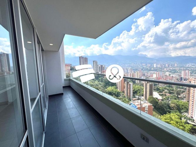 Apartamento de 2 alcobas en venta en Las Lomitas, Sabaneta, 86 m² · foto 2 de 15