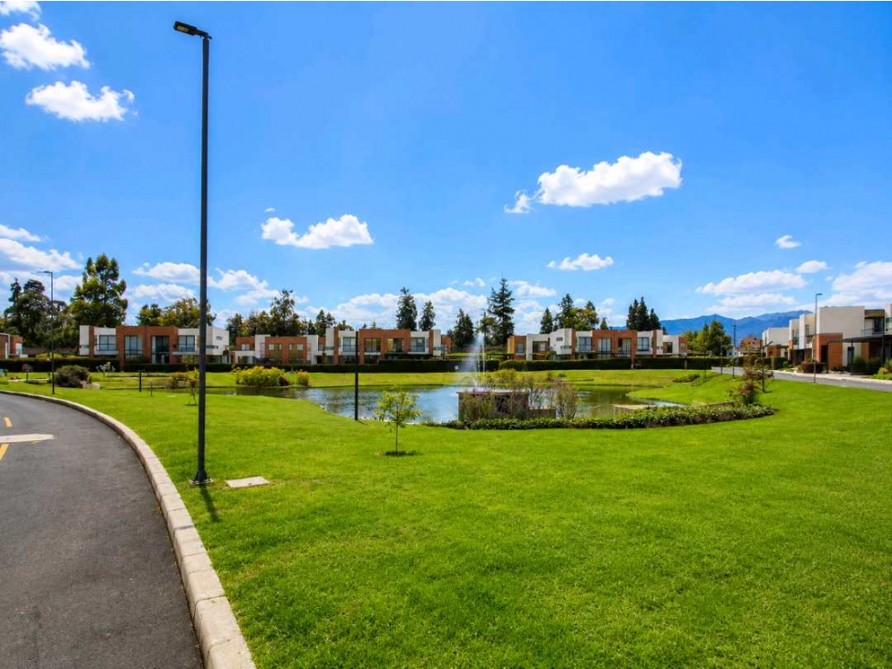 Casa en venta en Calahorra, Cajicá · foto 2 de 13