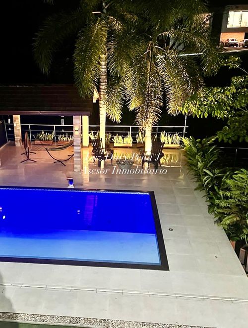 Casa de 5 alcobas en venta en Ruitoque, Piedecuesta, 640 m² · foto 10 de 11