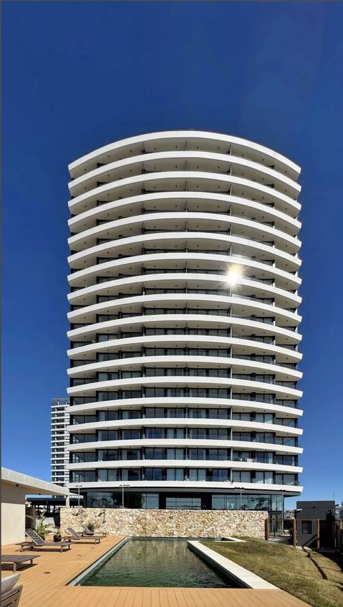 ALQUILER Apartamento de 2 Dormitorios Amueblado en Carrasco · Foto 3