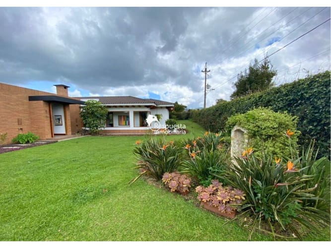 Casa de 3 alcobas en venta en Lomitas, La Ceja, 375 m² · foto 14 de 24