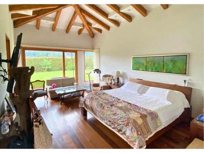 Casa de 3 alcobas en venta en Lomitas, La Ceja, 375 m² · foto 19 de 24