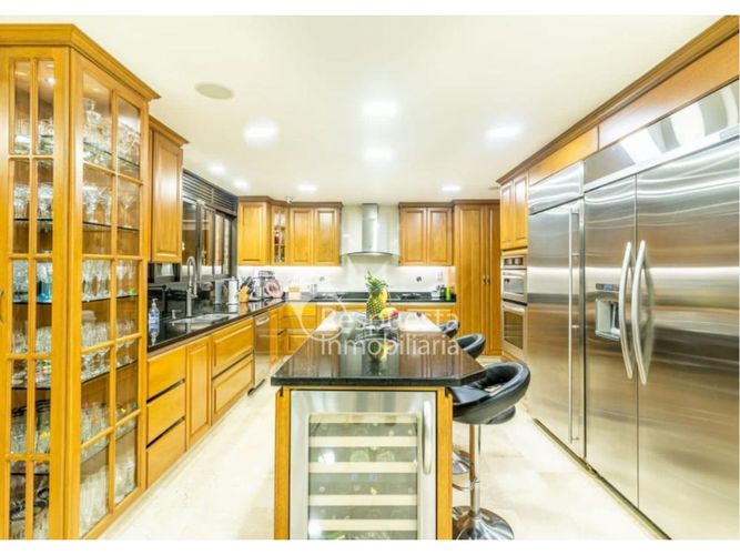 Casa de 5 alcobas en venta en Las Palmas, Medellín, 820 m² · foto 10 de 14