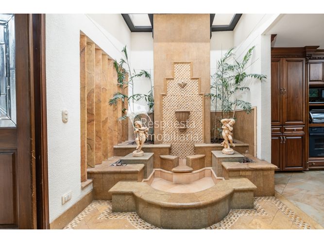 Casa de 5 alcobas en venta en El Campestre, Medellín, 650 m² · foto 5 de 24