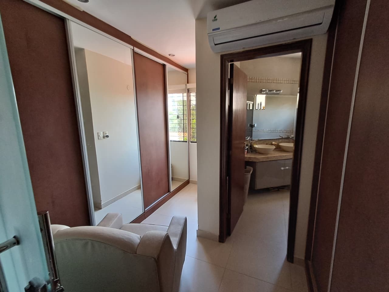 Casa en Alquiler en el Prestigioso Barrio San Cristóbal — foto 3