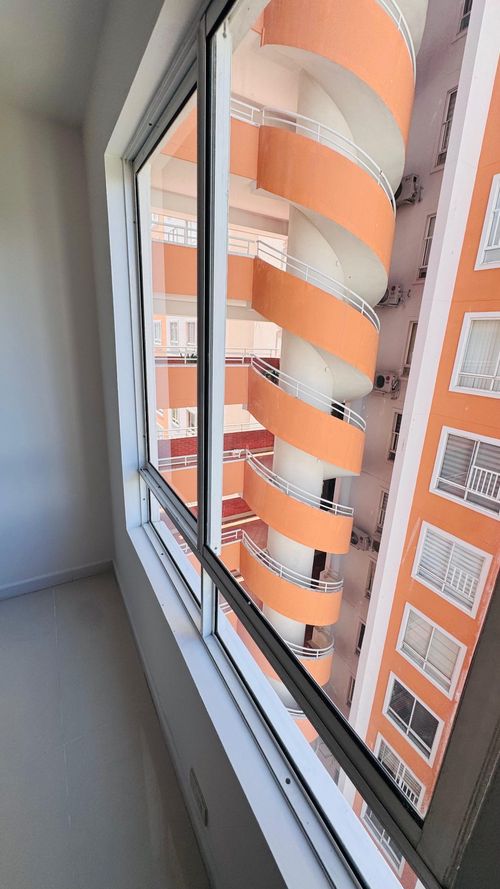 Apartamento de 3 alcobas en venta en Mediterrane, Floridablanca, 114 m² · foto 4 de 15