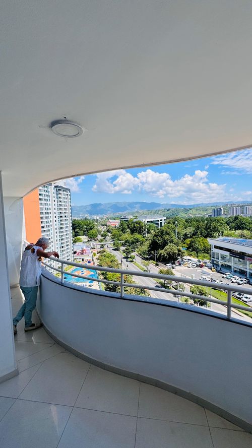 Apartamento de 3 alcobas en venta en Mediterrane, Floridablanca, 114 m² · foto 6 de 15