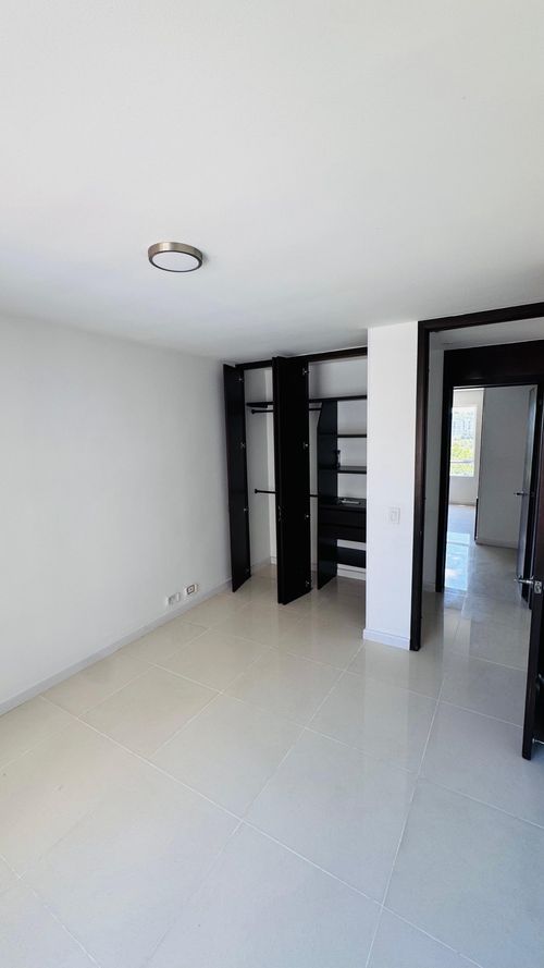 Apartamento de 3 alcobas en venta en Mediterrane, Floridablanca, 114 m² · foto 8 de 15