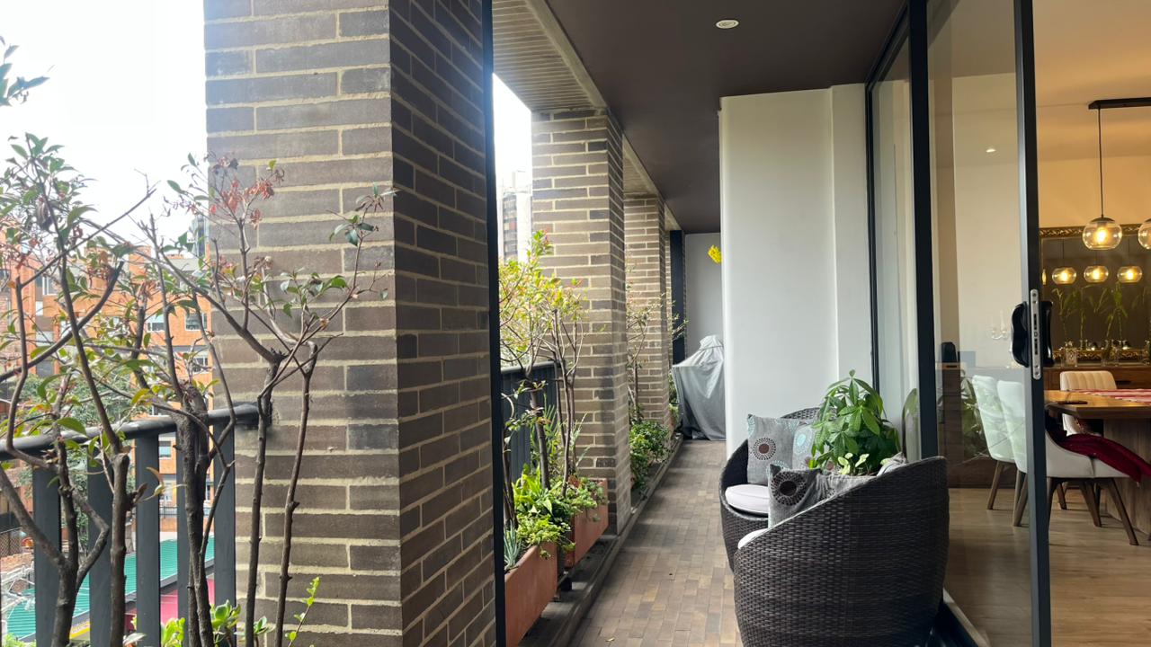Apartamento en venta en La Carolina, Bogotá · foto 5 de 14