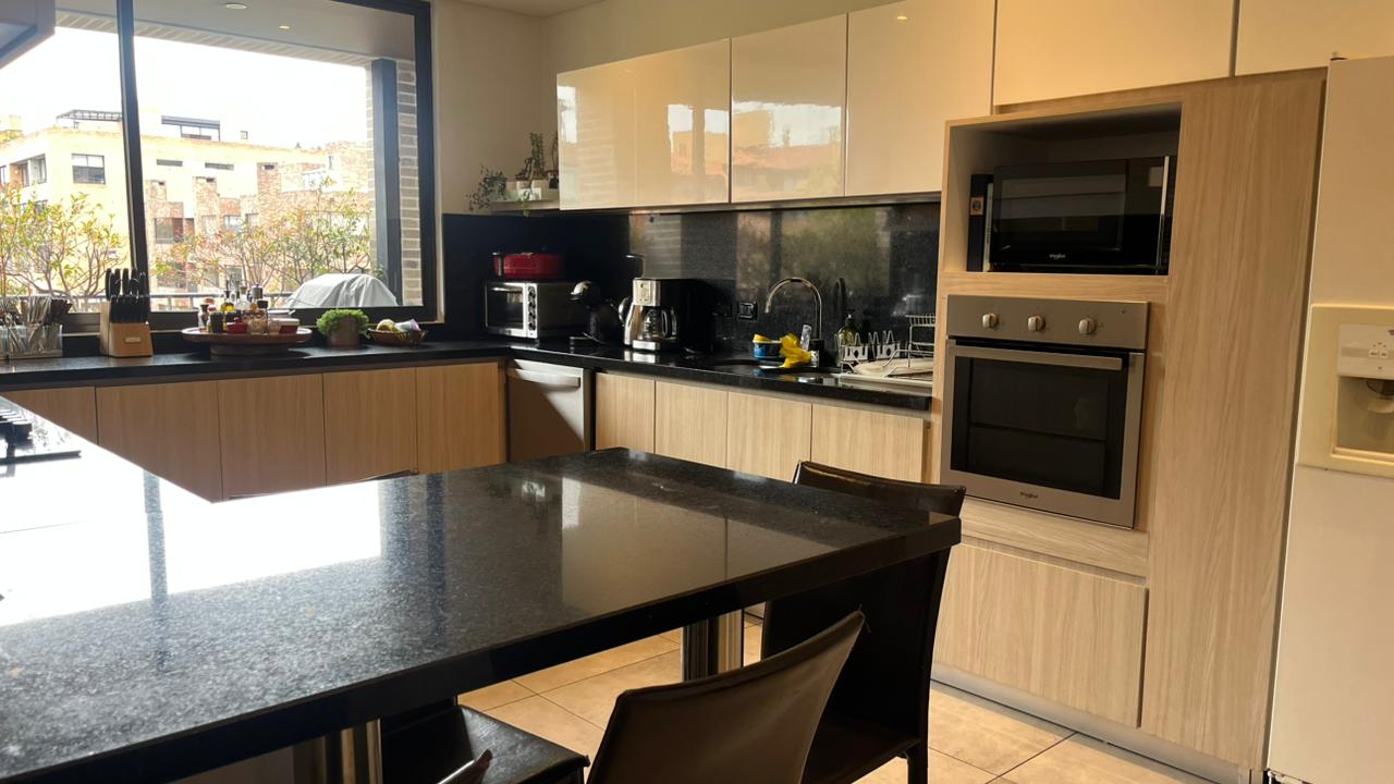 Apartamento en venta en La Carolina, Bogotá · foto 9 de 14