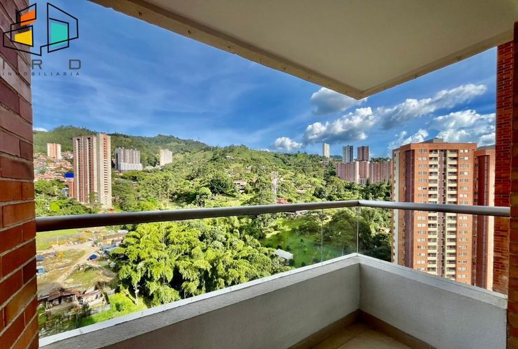 Apartamento de 3 alcobas en arriendo en Las Lomitas, Sabaneta, 68 m² · foto 23 de 24