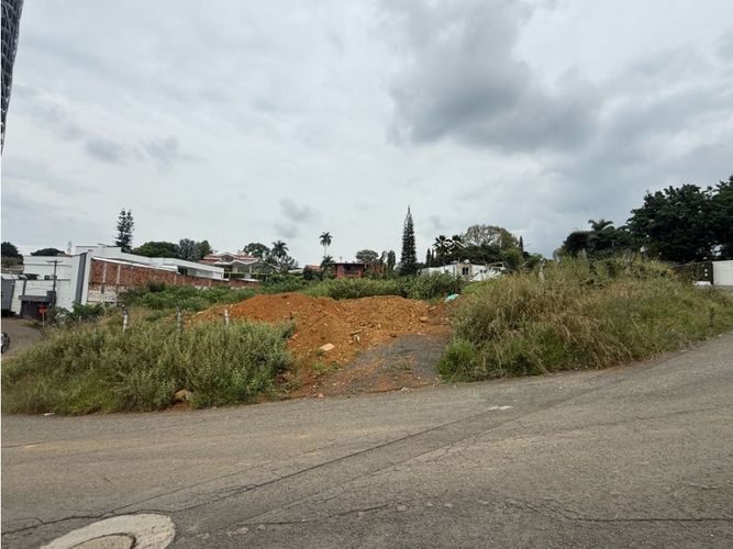 Lote en venta en Pance, Cali, 3254 m² · foto 2 de 6