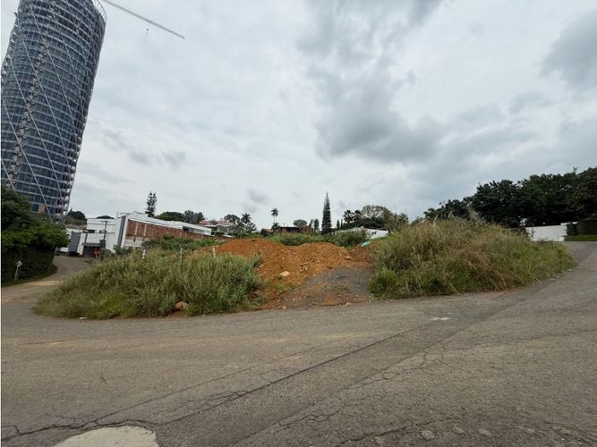 Lote en venta en Pance, Cali, 3254 m² · foto 3 de 6