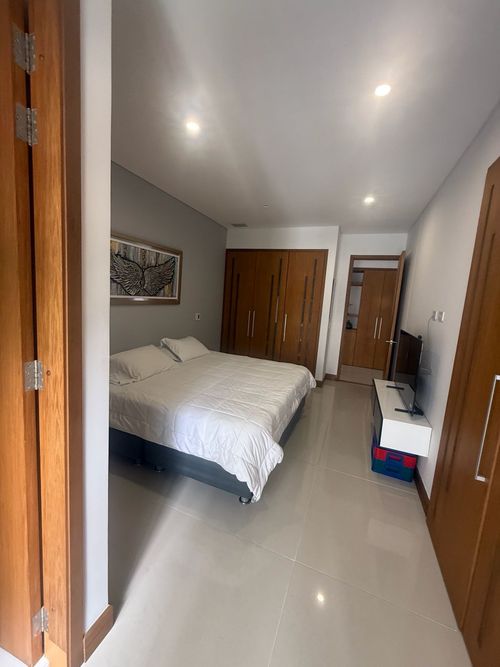Apartamento de 4 alcobas en venta en Cabecera Del Llano, Bucaramanga, 264 m² · foto 8 de 24