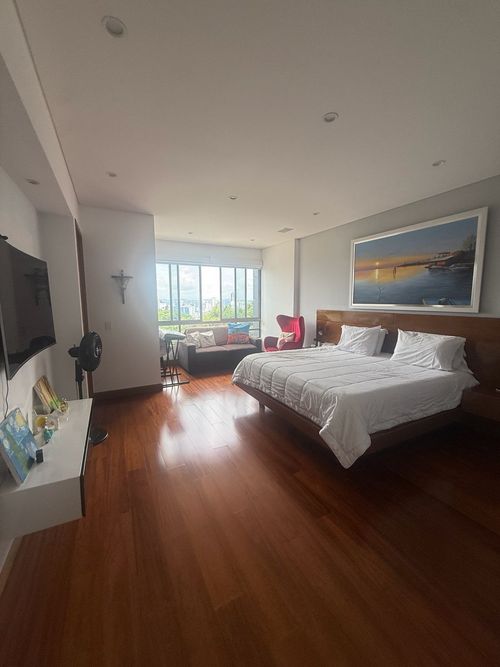 Apartamento de 4 alcobas en venta en Cabecera Del Llano, Bucaramanga, 264 m² · foto 11 de 24