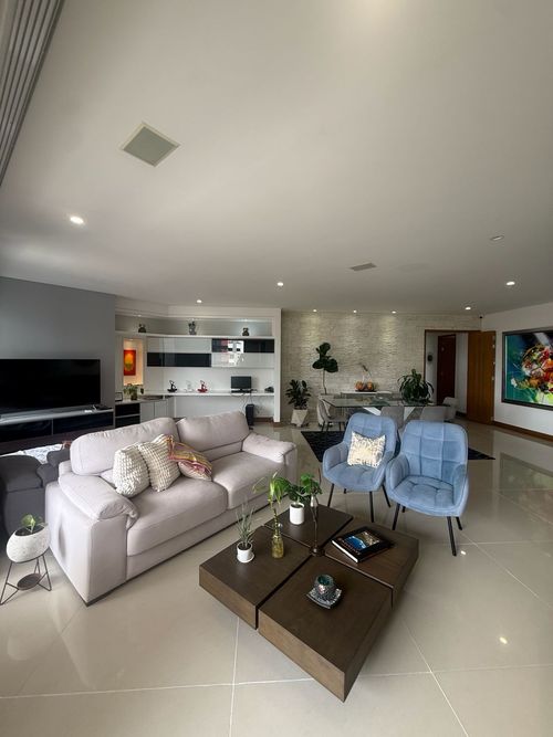 Apartamento de 4 alcobas en venta en Cabecera Del Llano, Bucaramanga, 264 m² · foto 20 de 24