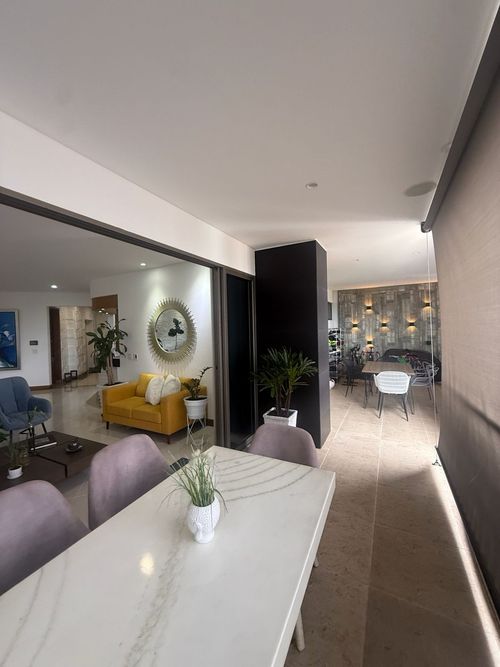 Apartamento de 4 alcobas en venta en Cabecera Del Llano, Bucaramanga, 264 m² · foto 23 de 24