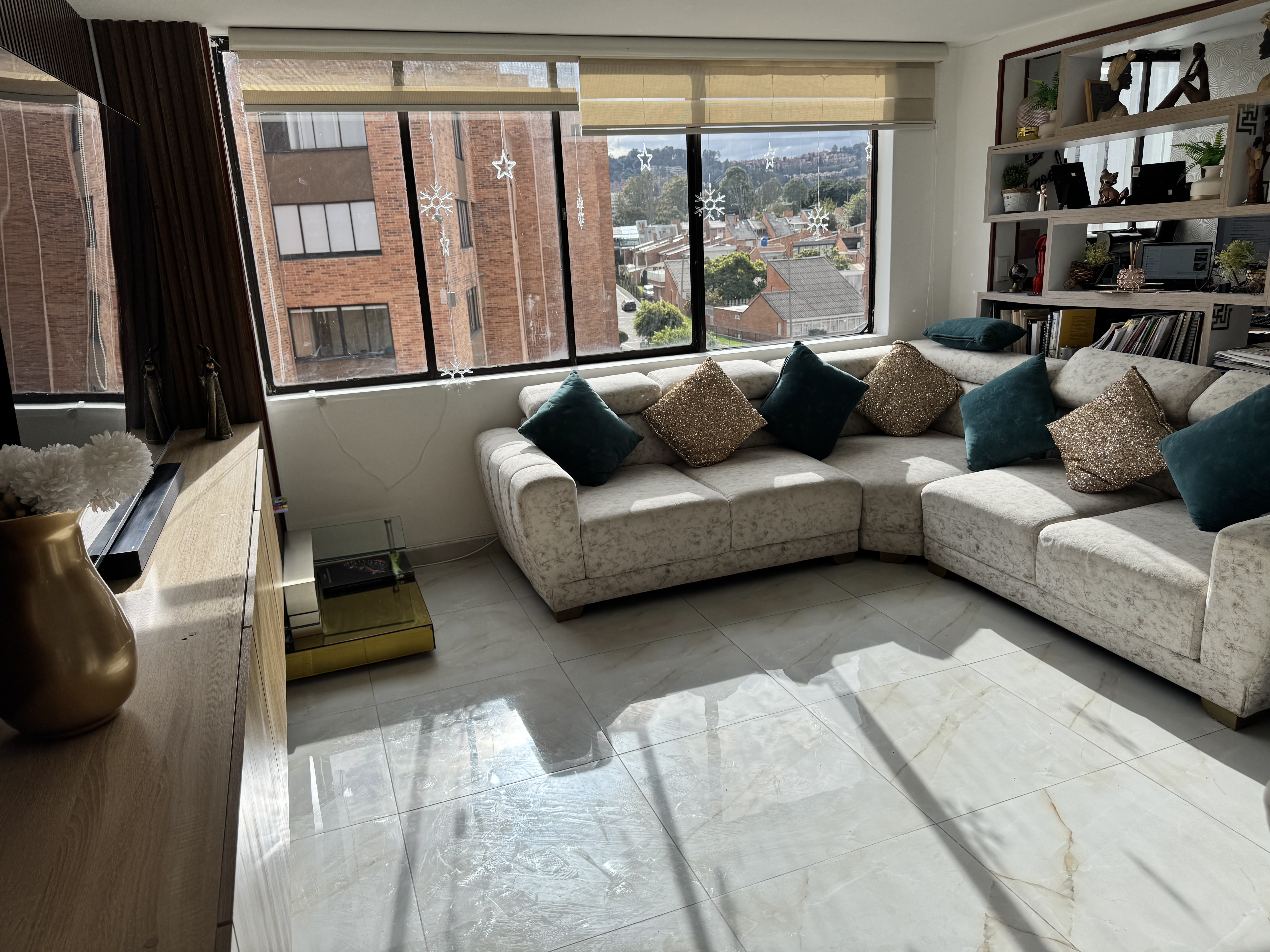 Apartamento en venta en Niza, Bogotá · foto 5 de 16
