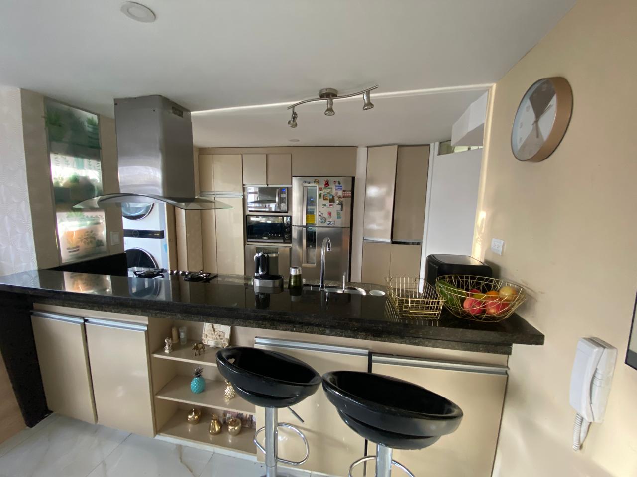 Apartamento en venta en Niza, Bogotá · foto 7 de 16