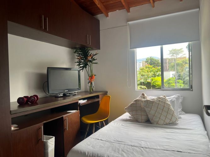 Apartamento de 3 alcobas en venta en Loma Del Chocho, Envigado, 60 m² · foto 11 de 17