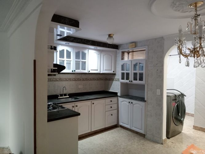 Casa de 3 alcobas en venta en Agrupacion La Cofradia, Bogotá, 72 m² · foto 8 de 24
