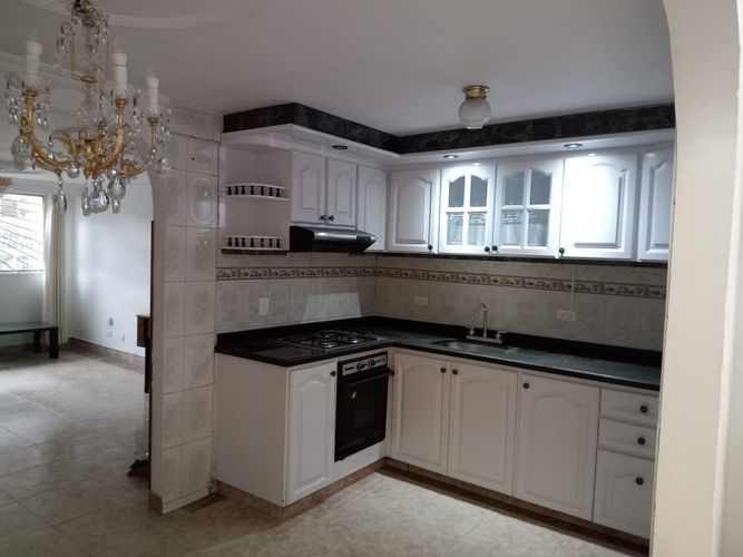 Casa de 3 alcobas en venta en Agrupacion La Cofradia, Bogotá, 72 m² · foto 9 de 24