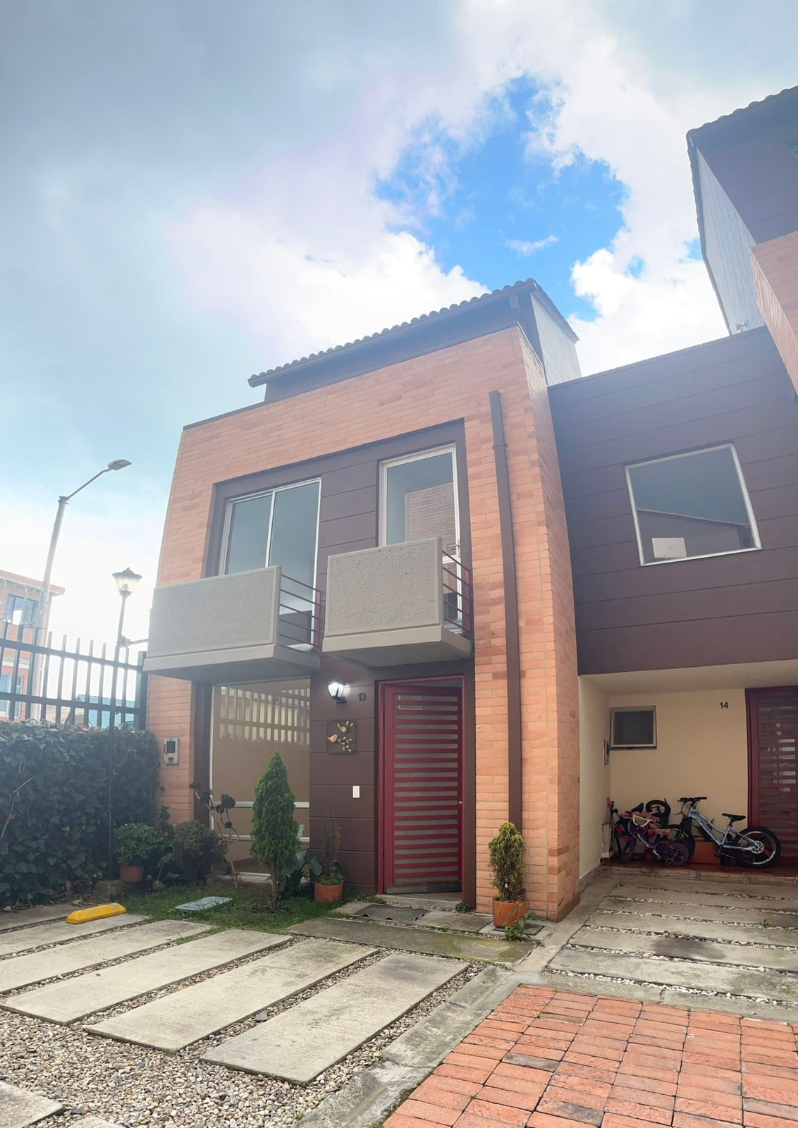 Casa en venta en Centro, Cajicá · foto 2 de 23