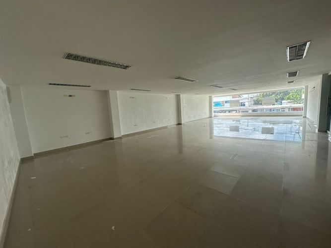 Edificio en arriendo en Maria Auxiliadora, Cartagena, 456 m² · foto 2 de 12