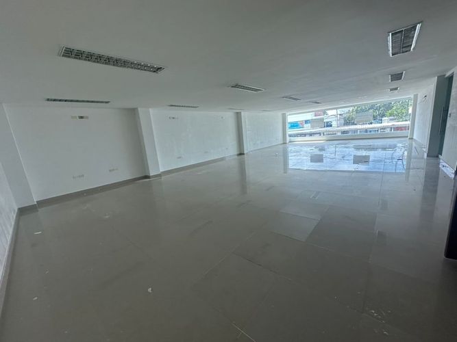 Edificio en arriendo en Maria Auxiliadora, Cartagena, 456 m² · foto 4 de 12