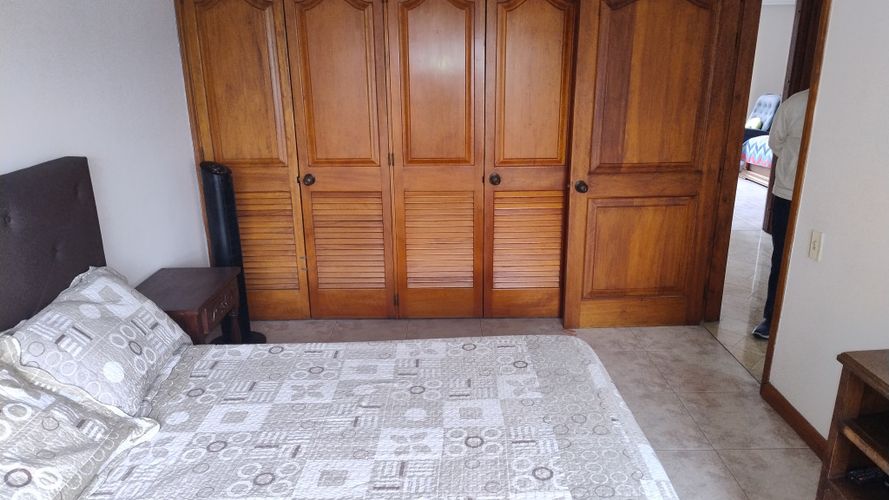 Apartamento de 4 alcobas en venta en Castropol, Medellín, 165 m² · foto 13 de 23
