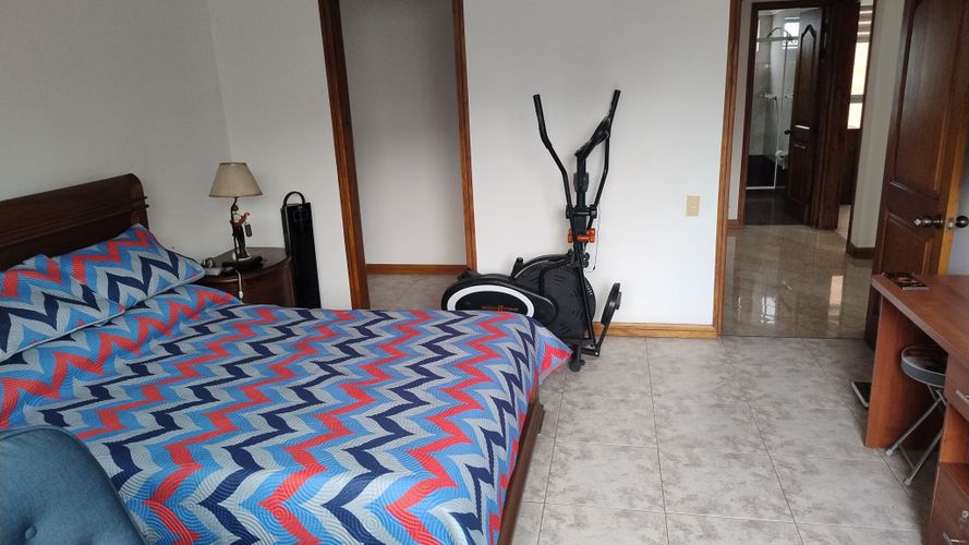Apartamento de 4 alcobas en venta en Castropol, Medellín, 165 m² · foto 18 de 23