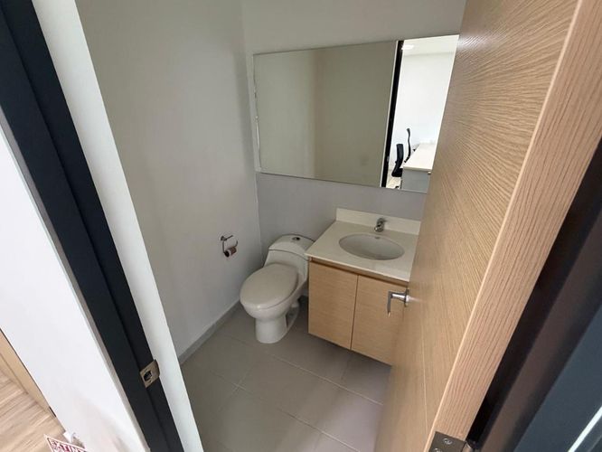 Oficina en arriendo en Manila, Medellín, 50 m² · foto 6 de 6