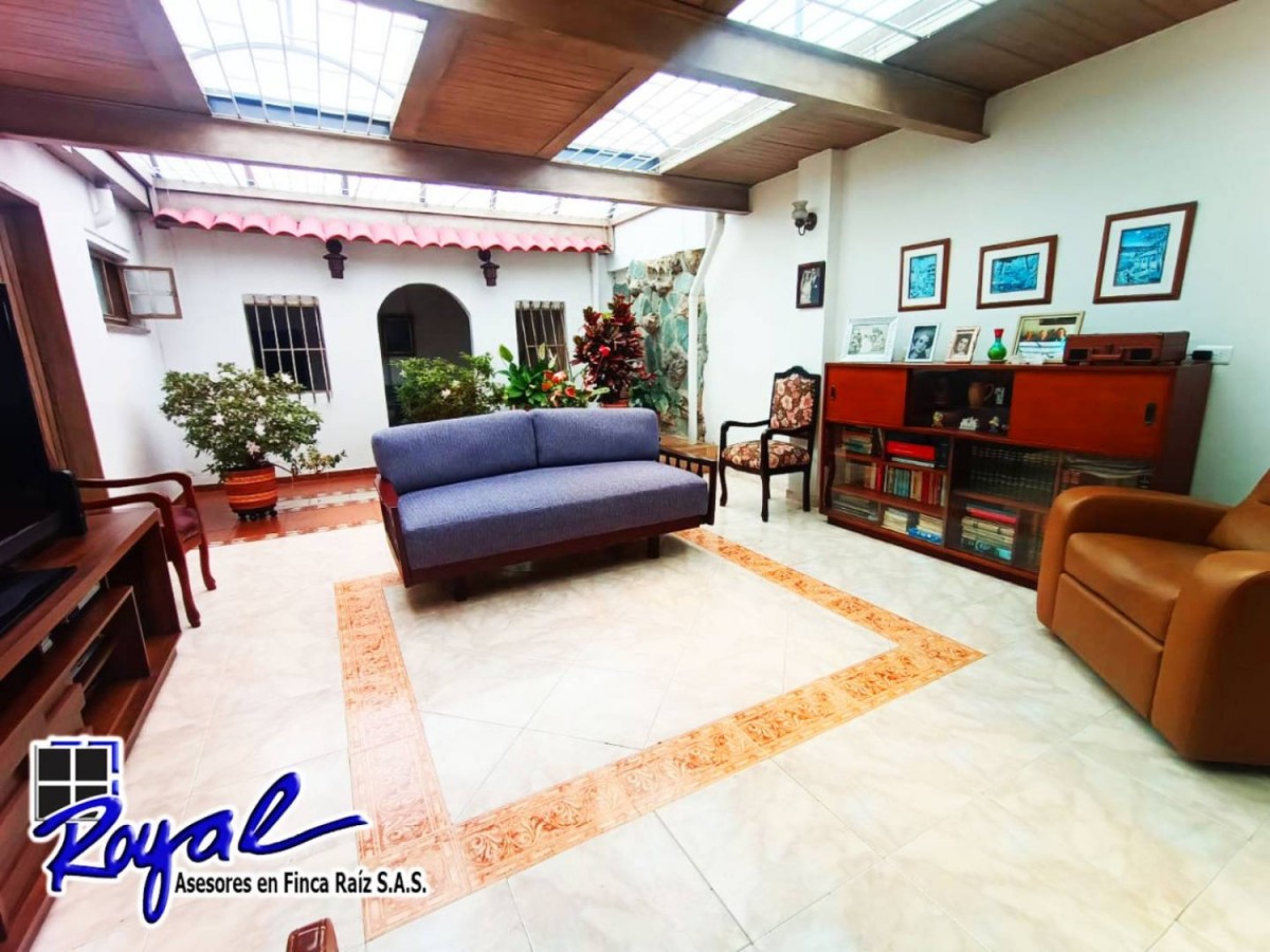Casa en venta en El Batán, Bogotá · foto 8 de 24