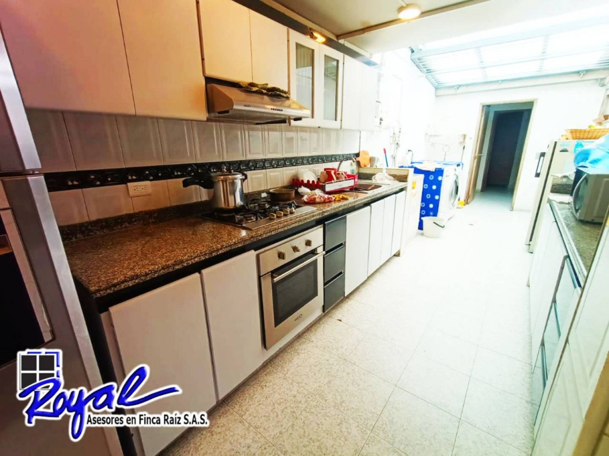 Casa en venta en El Batán, Bogotá · foto 12 de 24