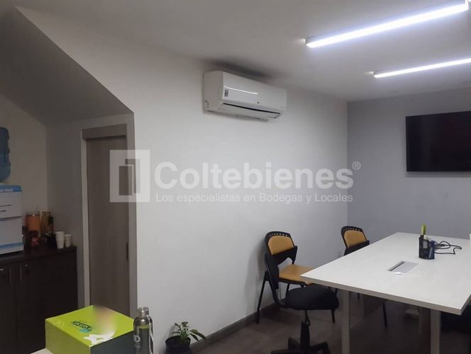 Local en arriendo en El Poblado, Medellín, 74 m² · foto 4 de 9