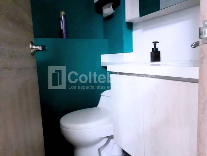Local en arriendo en El Poblado, Medellín, 74 m² · foto 8 de 9