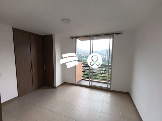 Apartamento en venta en Ditaires, Itagüí · foto 5 de 12