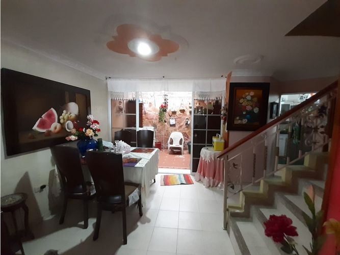 Casa de 3 alcobas en venta en Niza, Floridablanca, 240 m² · foto 9 de 14