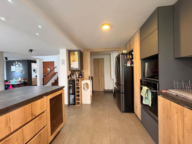Casa de 4 alcobas en arriendo en El Poblado, Medellín, 248 m² · foto 5 de 18