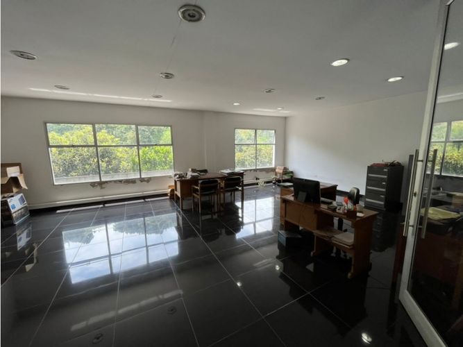 Bodega en arriendo en La Tablacita, Sabaneta, 865 m² · foto 17 de 24