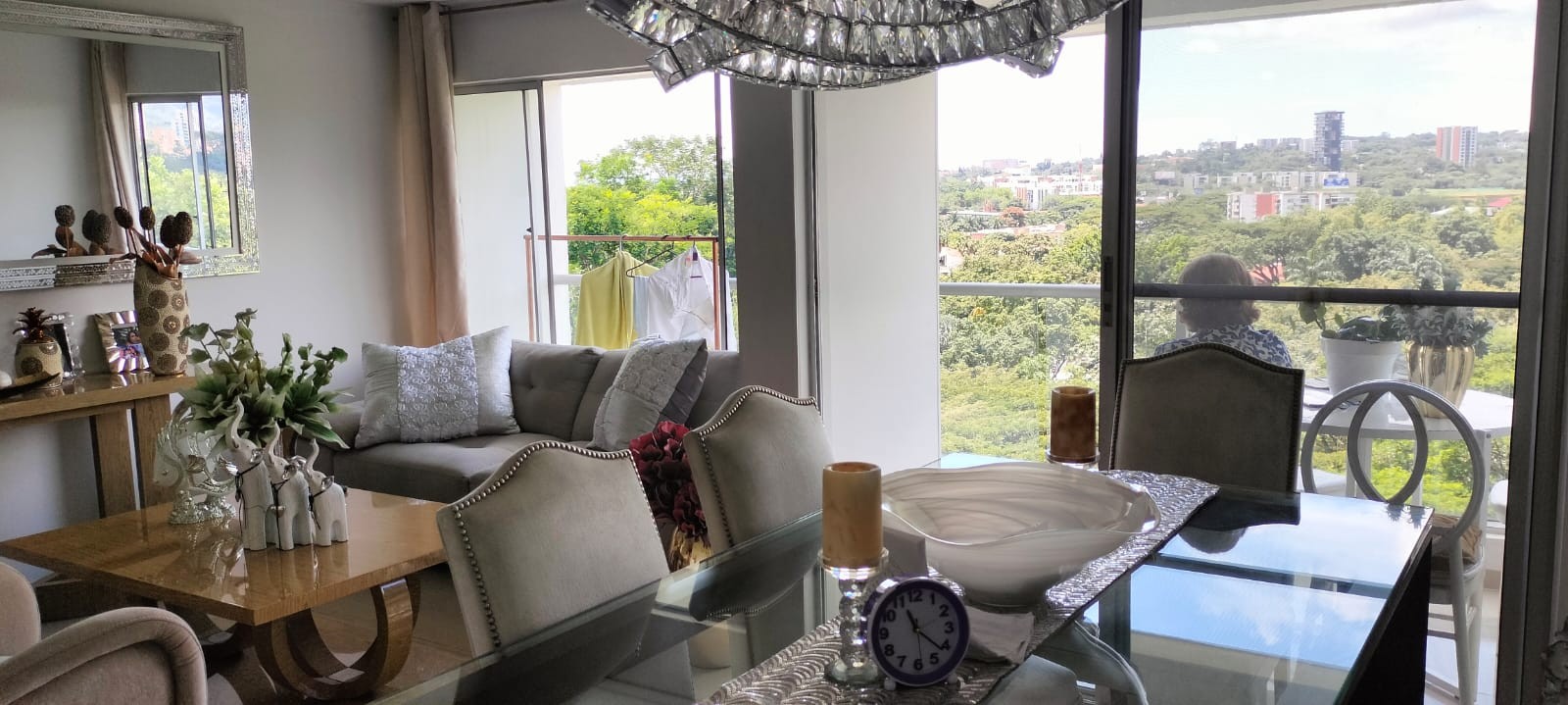 Apartamento en venta en Ciudad Jardin, Cali · foto 2 de 10