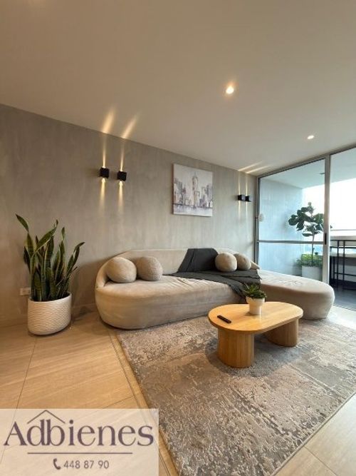 Apartamento de 2 alcobas en venta en Las Lomitas, Sabaneta, 84 m² · foto 3 de 13
