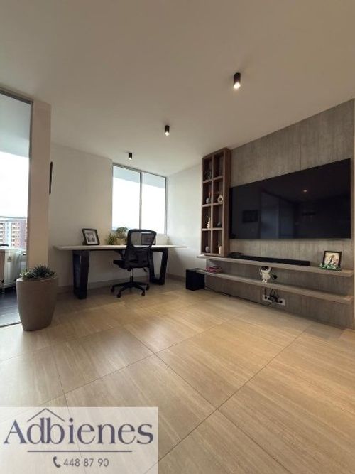 Apartamento de 2 alcobas en venta en Las Lomitas, Sabaneta, 84 m² · foto 4 de 13