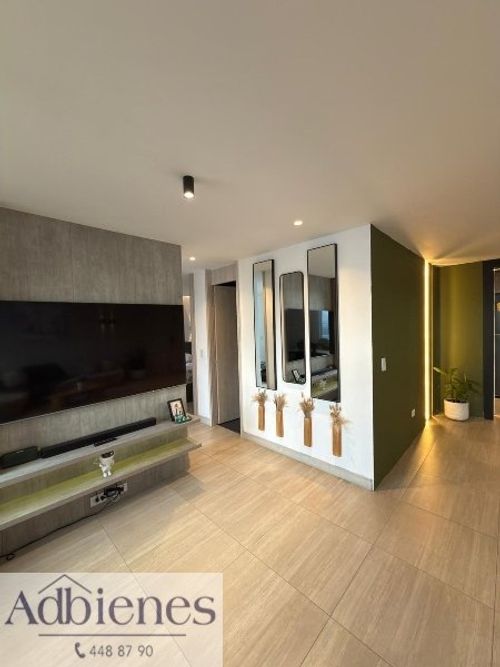 Apartamento de 2 alcobas en venta en Las Lomitas, Sabaneta, 84 m² · foto 5 de 13