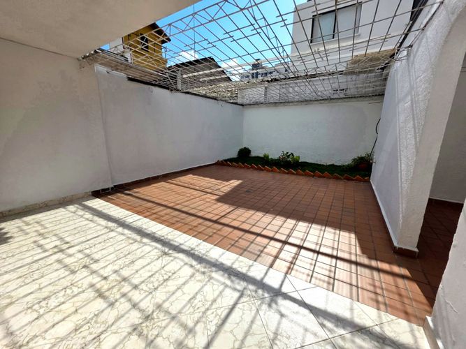Casa de 4 alcobas en venta en El Prado, Bucaramanga, 325 m² · foto 5 de 13