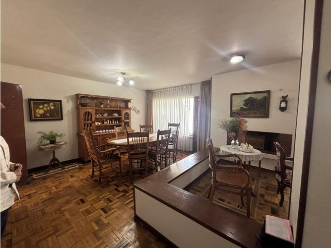 Casa de 4 alcobas en venta en Las Villas, Bogotá, 261 m² · foto 6 de 24